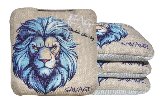 4 sacs de cornhole Pro de compétition lion sur fond beige, vue de face