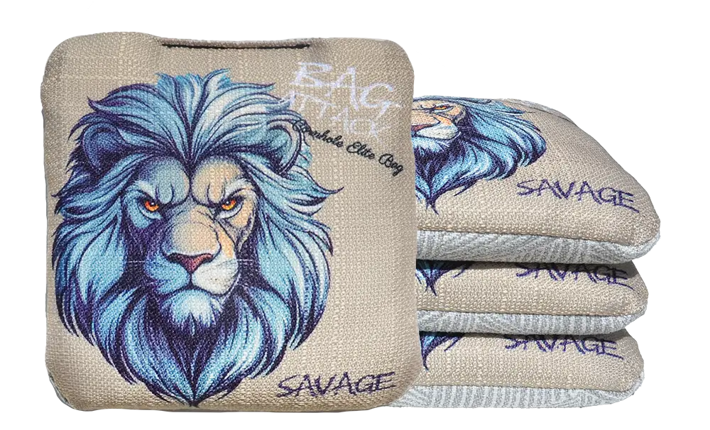 4 sacs de cornhole Pro de compétition lion sur fond beige, vue de face