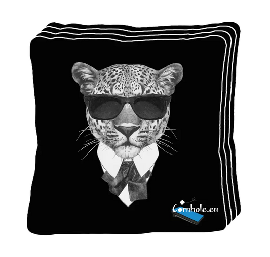4 sacs de cornhole léopard en costume, vue de face