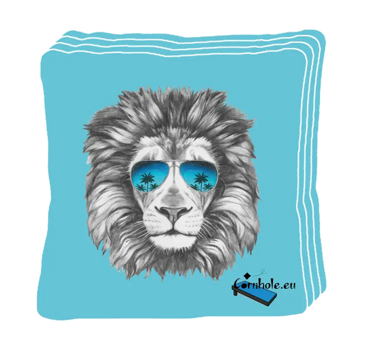 4 sacs de cornhole lion très cool avec des lunettes de soleil aux reflets de palmiers, vue de face