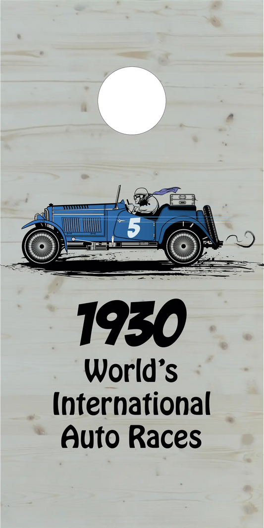 décor détaillé cornhole motif personnalisable sur fond de bois naturel, vue de face